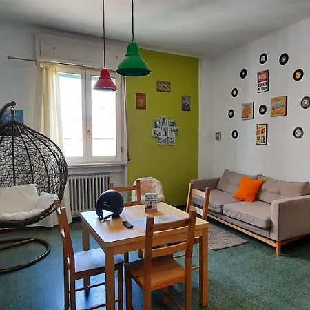 Apartament Retro *